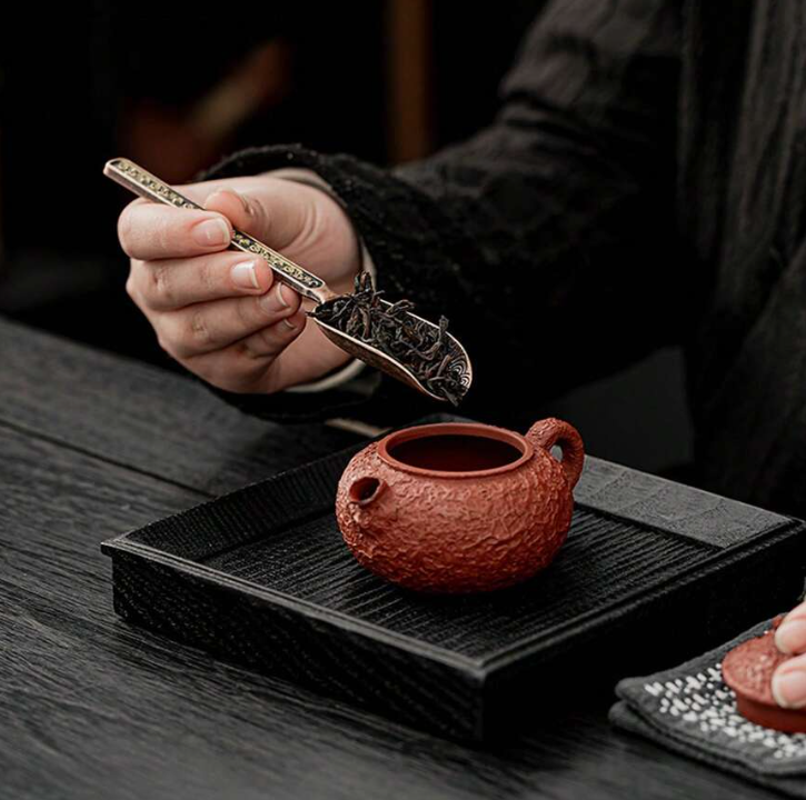 Pelle à Thé Artisanale